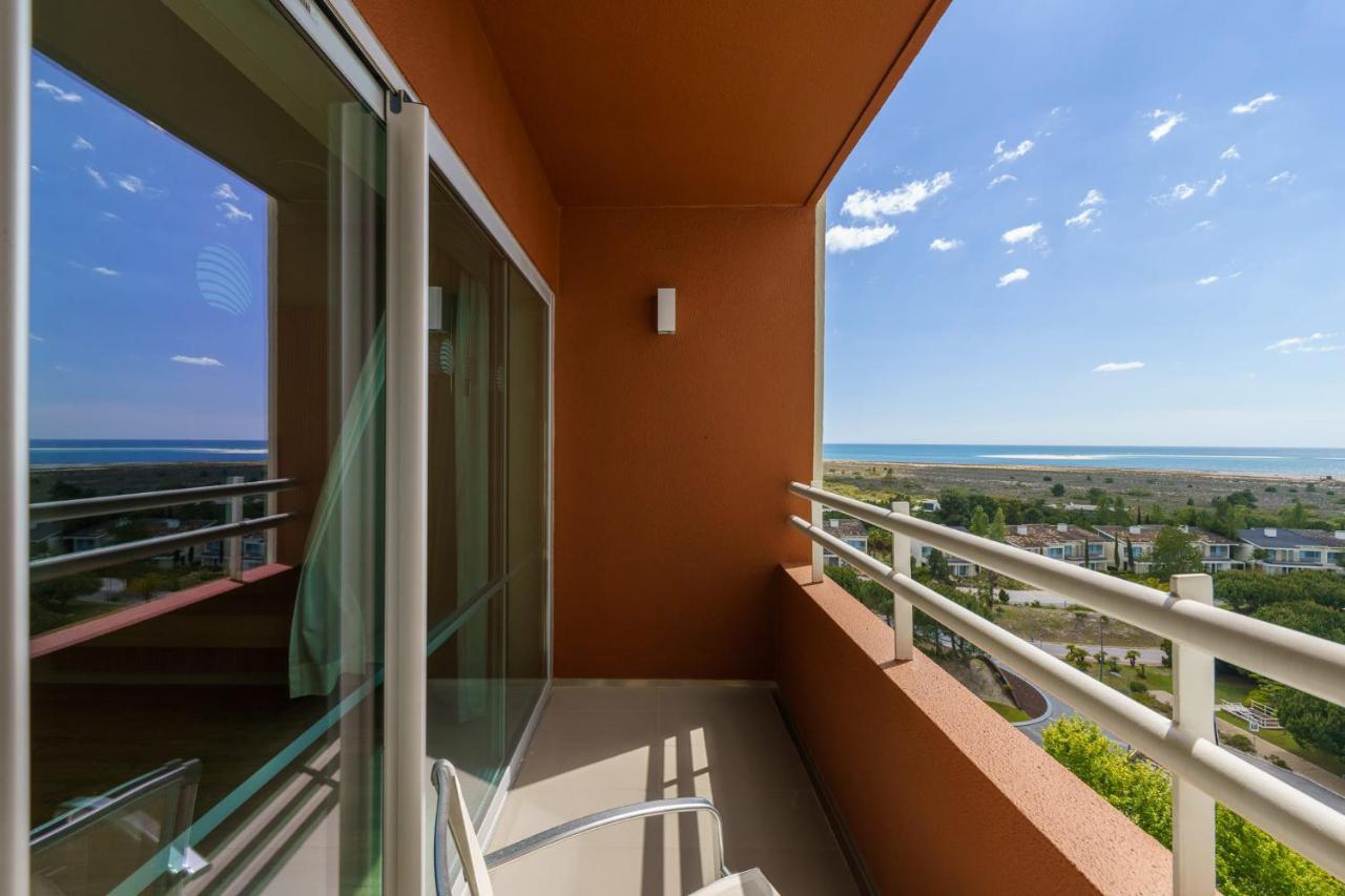 The Editory By The Sea Troia Comporta Hotel מראה חיצוני תמונה A balcony