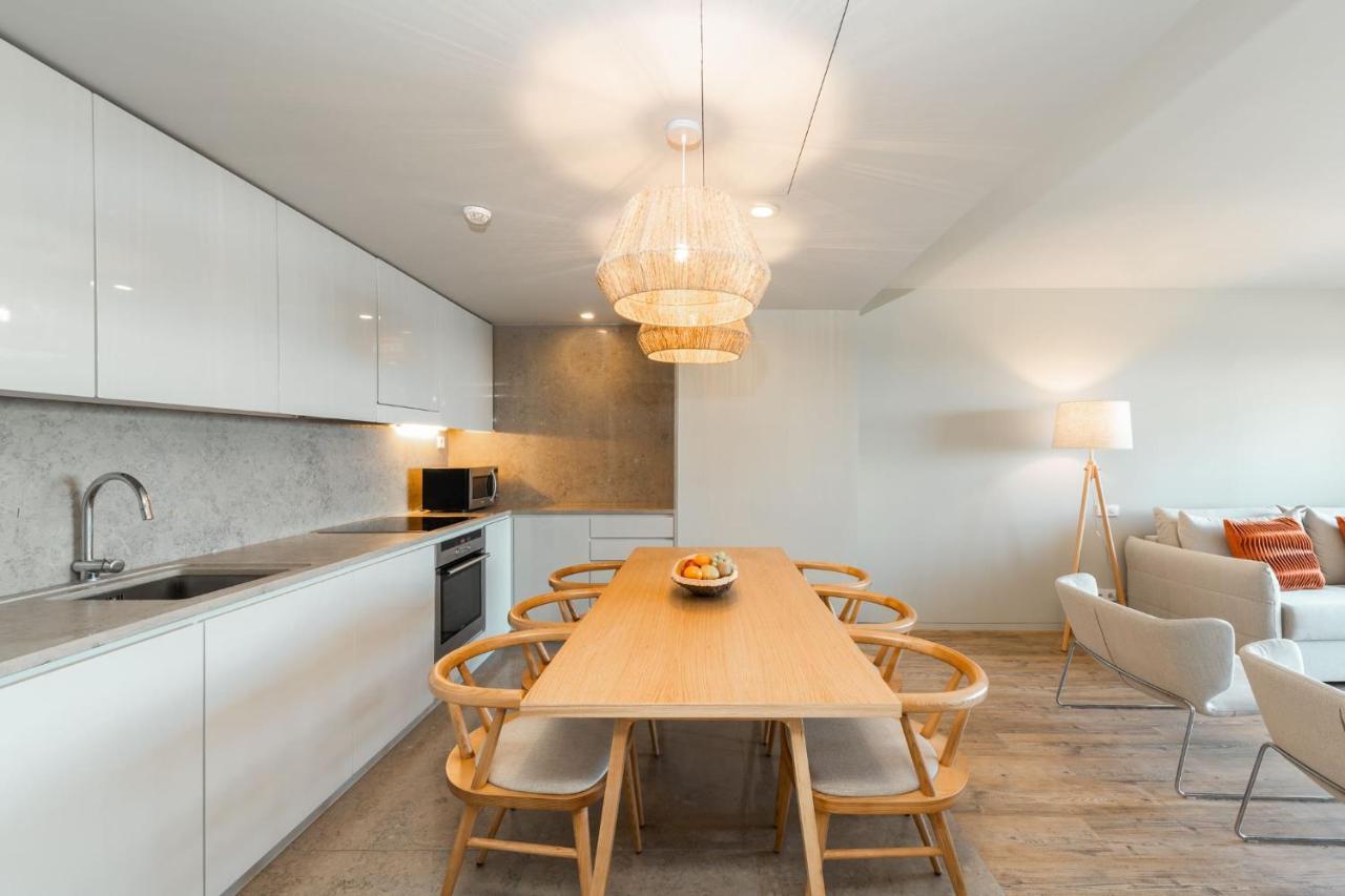 The Editory By The Sea Troia Comporta Hotel מראה חיצוני תמונה A kitchen in a serviced apartment