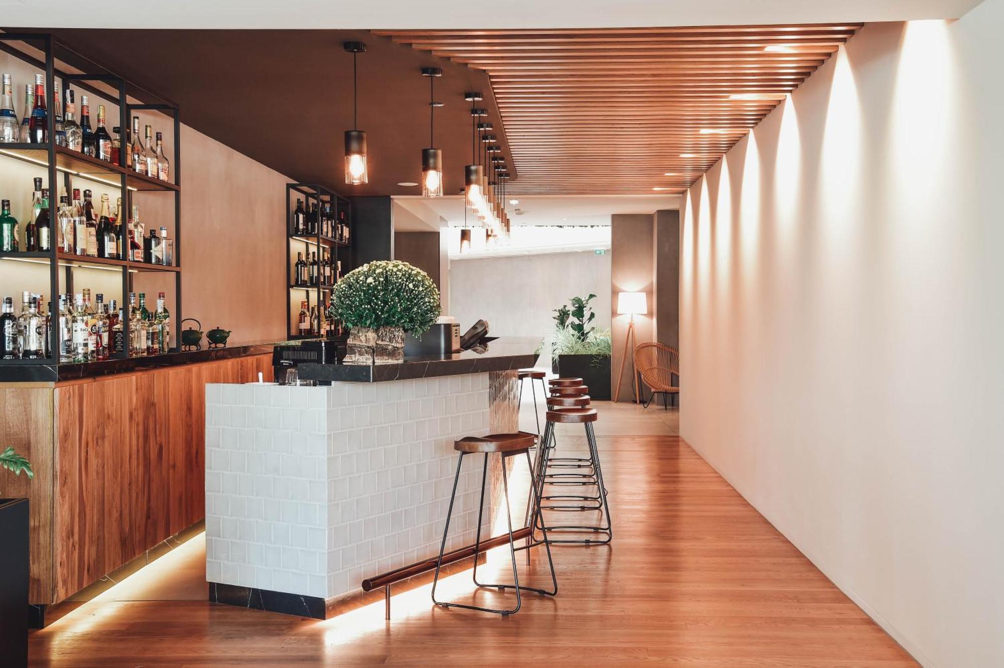 The Editory By The Sea Troia Comporta Hotel מראה חיצוני תמונה The bar at the hotel