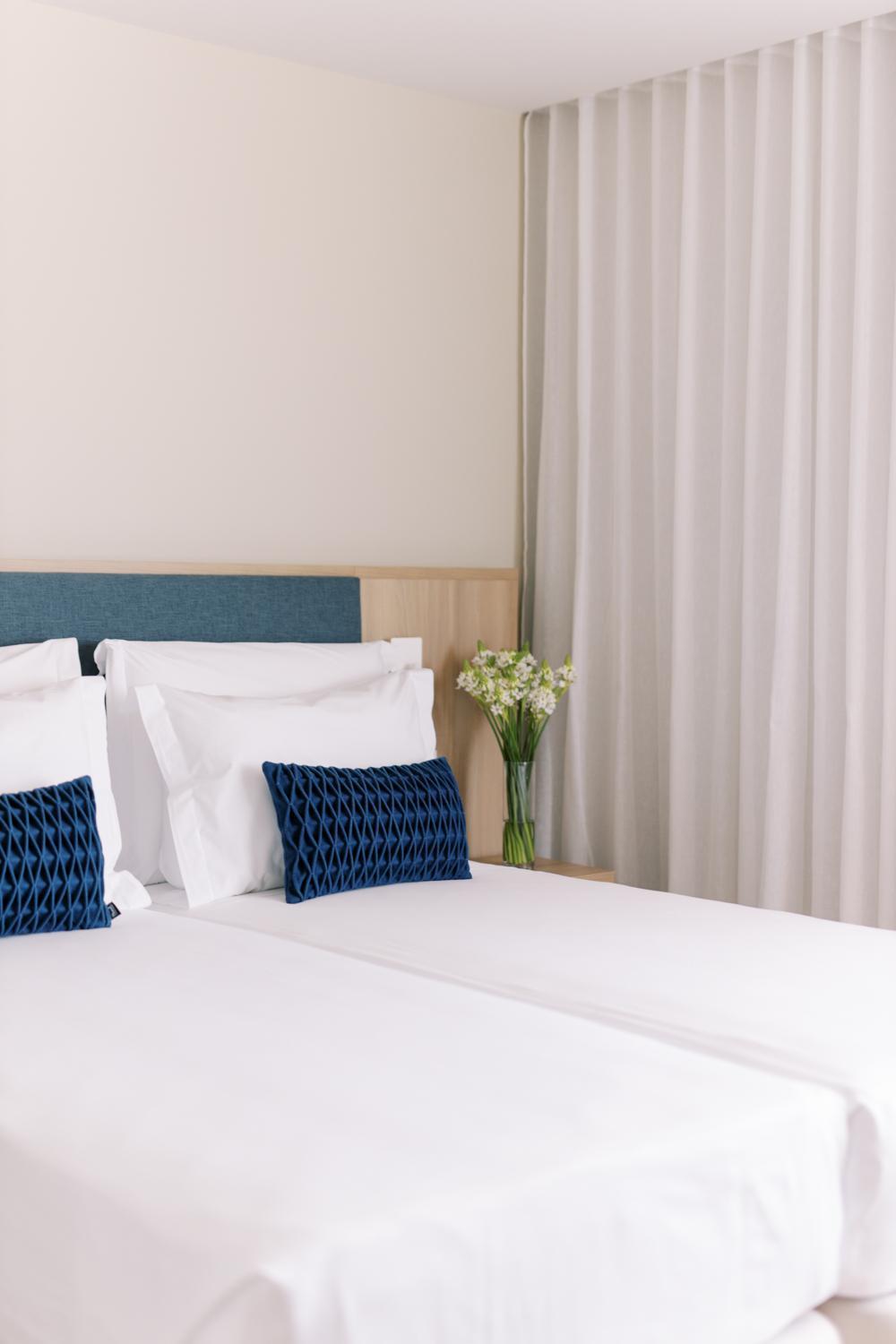 The Editory By The Sea Troia Comporta Hotel חדר תמונה A bedroom at the hotel