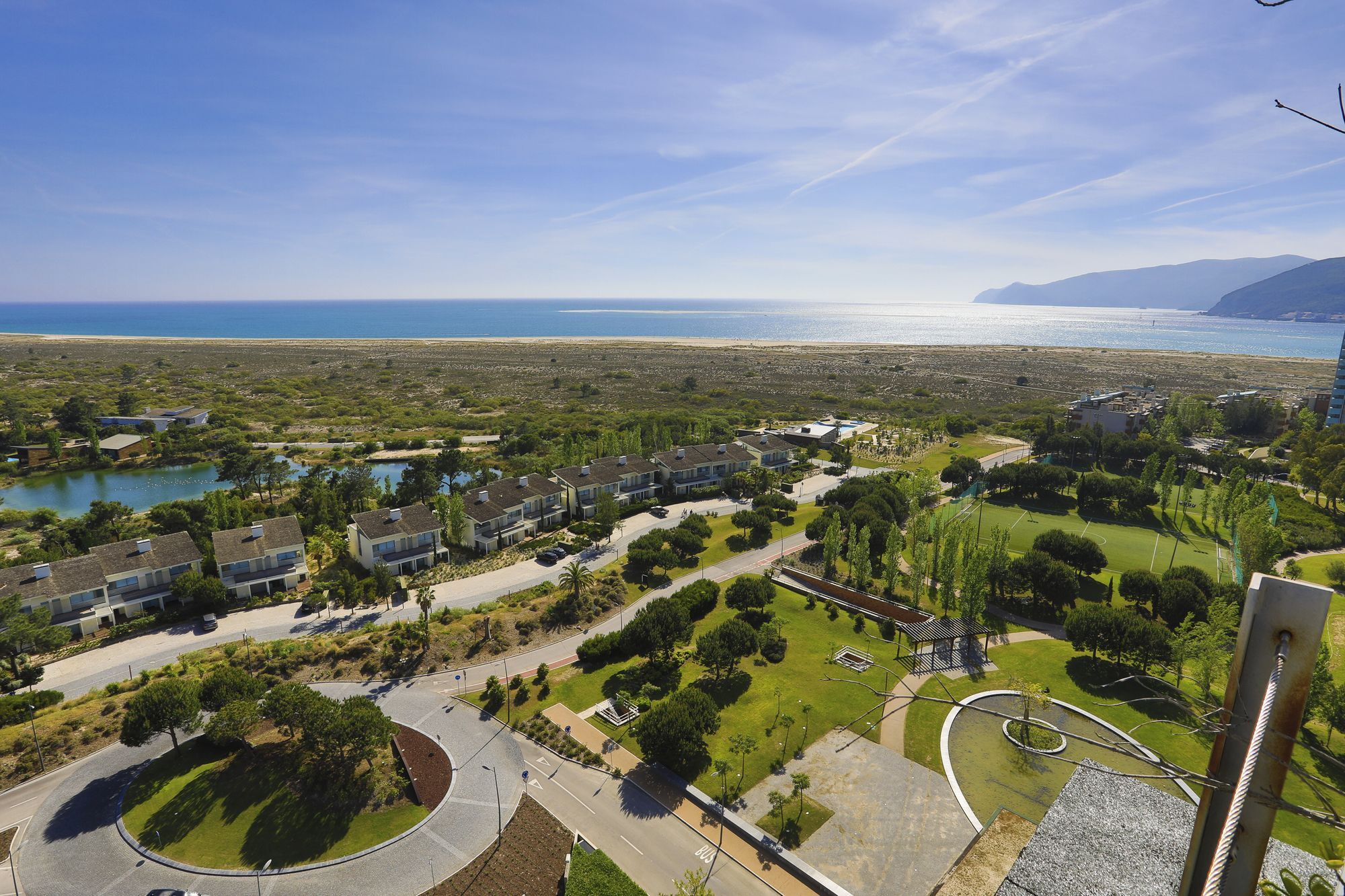 The Editory By The Sea Troia Comporta Hotel מראה חיצוני תמונה Aerial view of the community