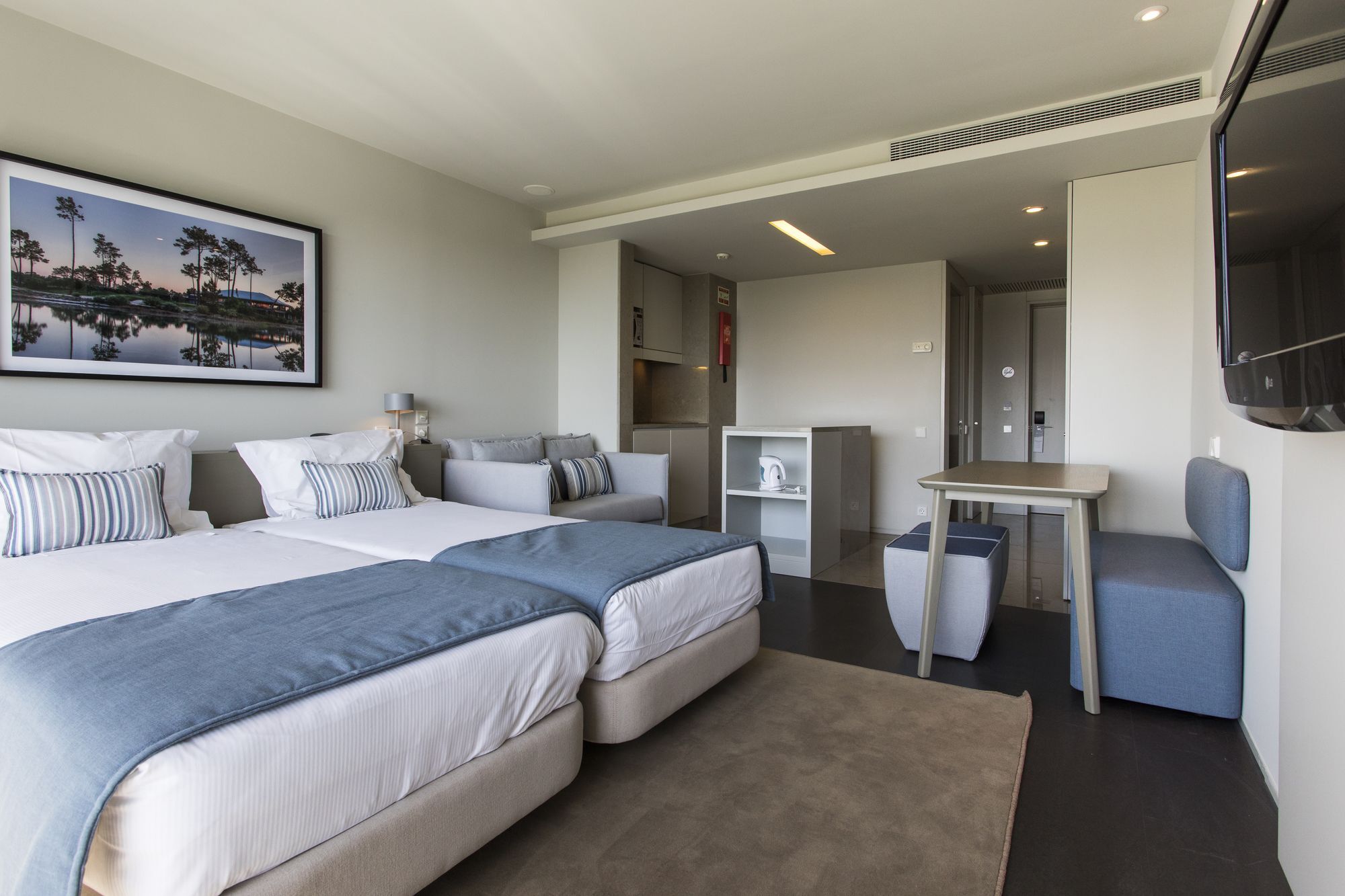 The Editory By The Sea Troia Comporta Hotel מראה חיצוני תמונה A room at the hotel